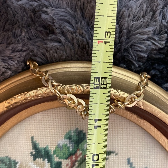 Vintage Needlework flowers in golden worked wood frame - Picture 12 of 16